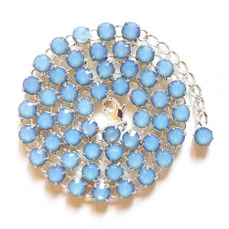 Kette mit Swarovski Kristall Weißer Opal Sternenlicht