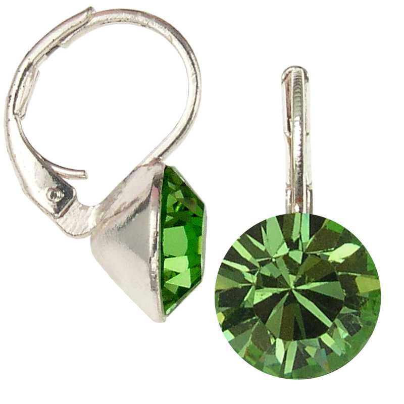 8mm Ohrringe mit Swarovski Kristall in der Farbe Farn Grün