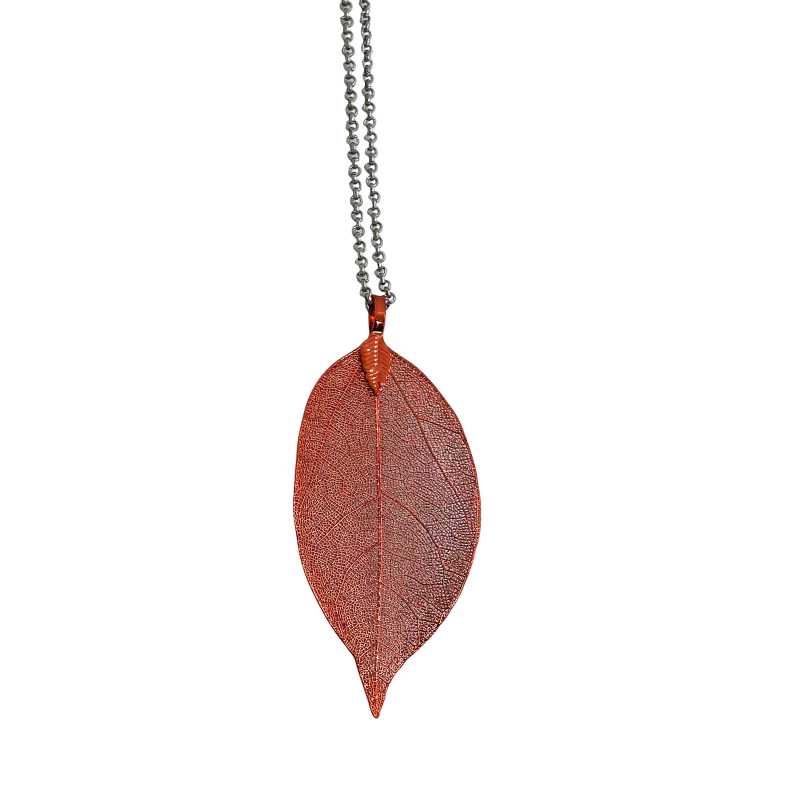 Kupfefarbige Blatt Kette aus einem echten Blatt