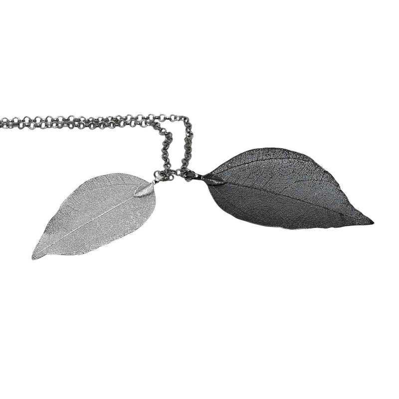 Silber- und Schwarze Blatt Kette aus einem echten Blatt
