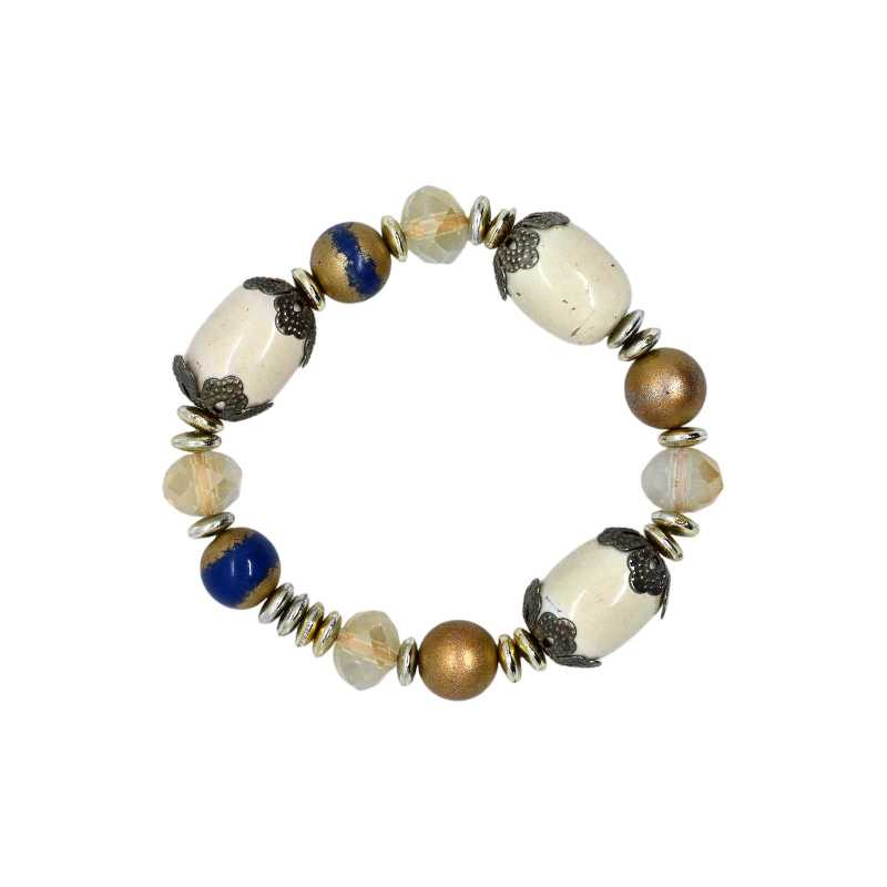 Armband mit weißen, transparenten und farbigen Glasperlen auf Gummiband