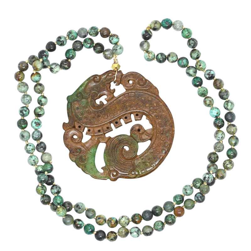 Braune Stein Kette mit Glücks Drachen Amulett